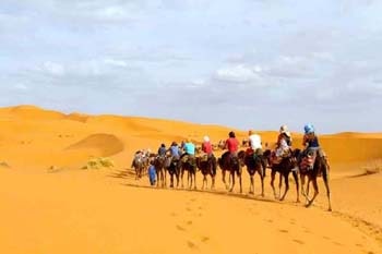 El desierto recorre Marruecos Desde Casablanca hasta el desierto de Merzouga a través de las ciudades mágicas